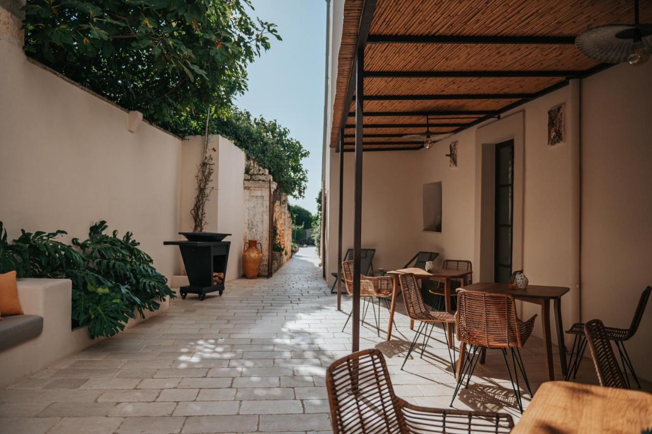 Palazzo Frangipane Bed & Breakfast Salve Bagian luar foto