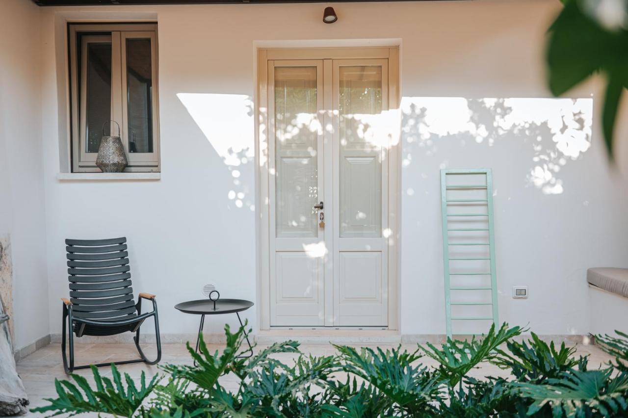 Palazzo Frangipane Bed & Breakfast Salve Bagian luar foto