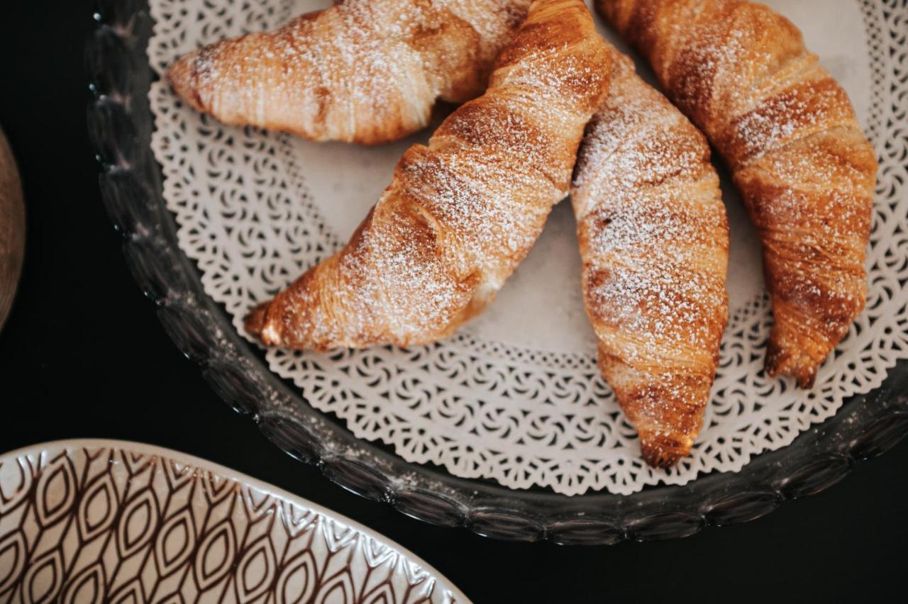 Palazzo Frangipane Bed & Breakfast Salve Bagian luar foto